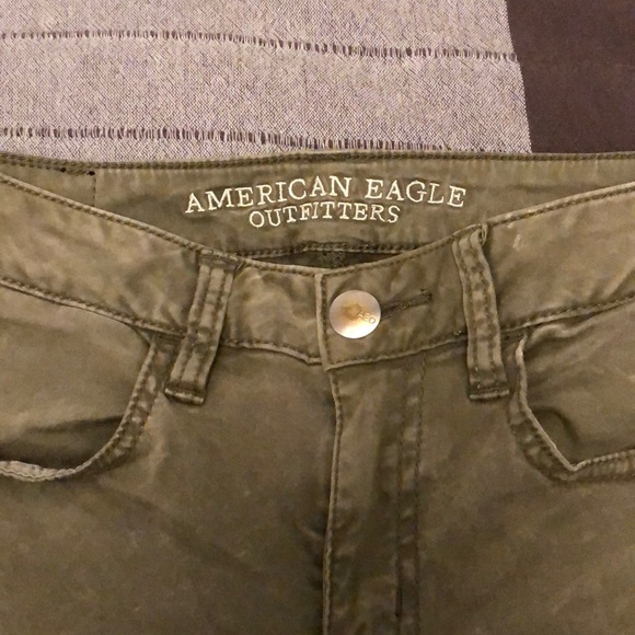 American Eagle Olive Green Cropped Jegging Sz 2 - Picture 2 of 7